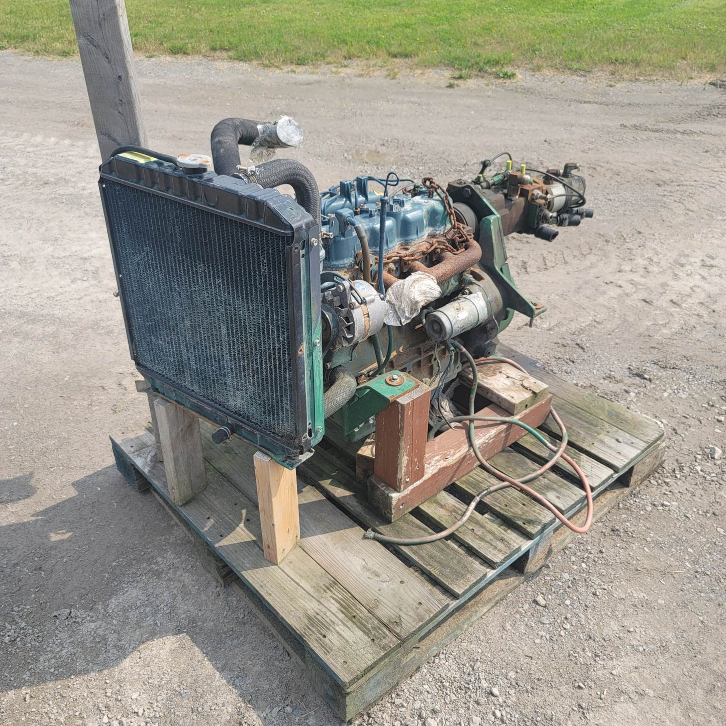 Kubota Diesel Motor V 1702 with Hydraulic Pump