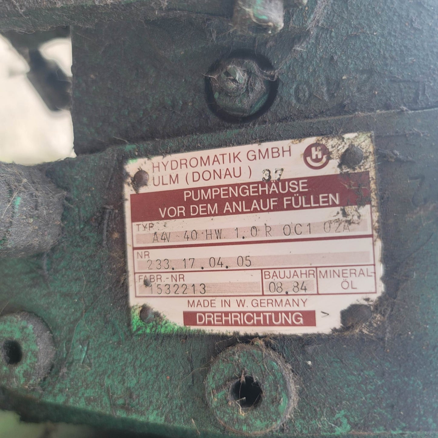 Kubota Diesel Motor V 1702 with Hydraulic Pump