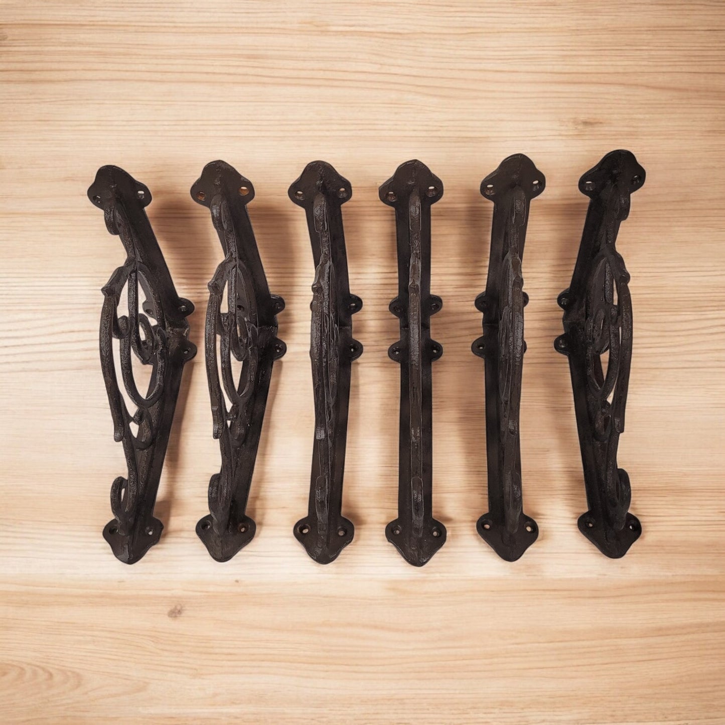 Rustic Cast Iron 8" Shelf Bracket