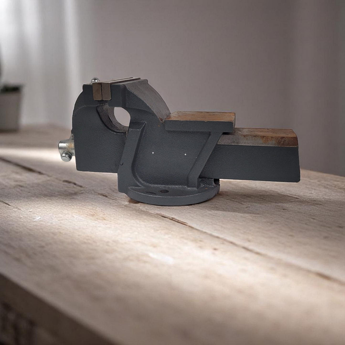 Grey Cast Iron 5" Bench Vise