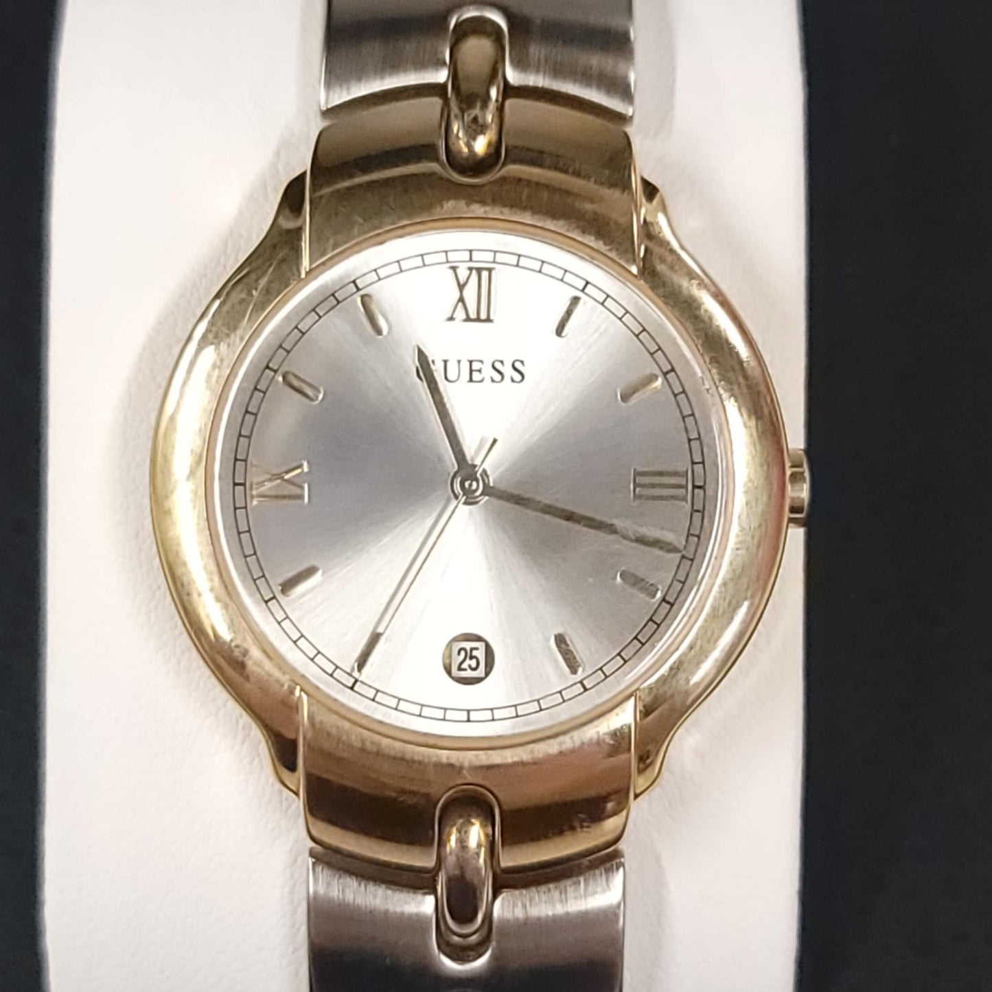 Guess P-190GL1 Women’s Quartz Watch – Gold & Stainless Steel, 35mm Case