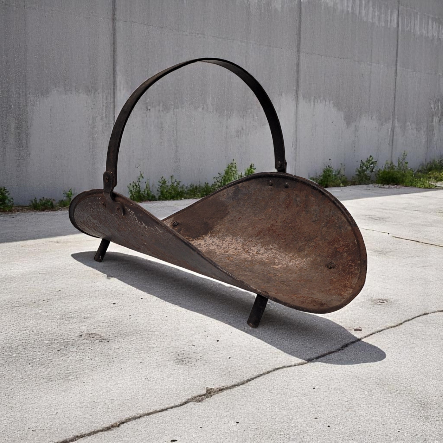 Vintage 17" Metal Log Holder