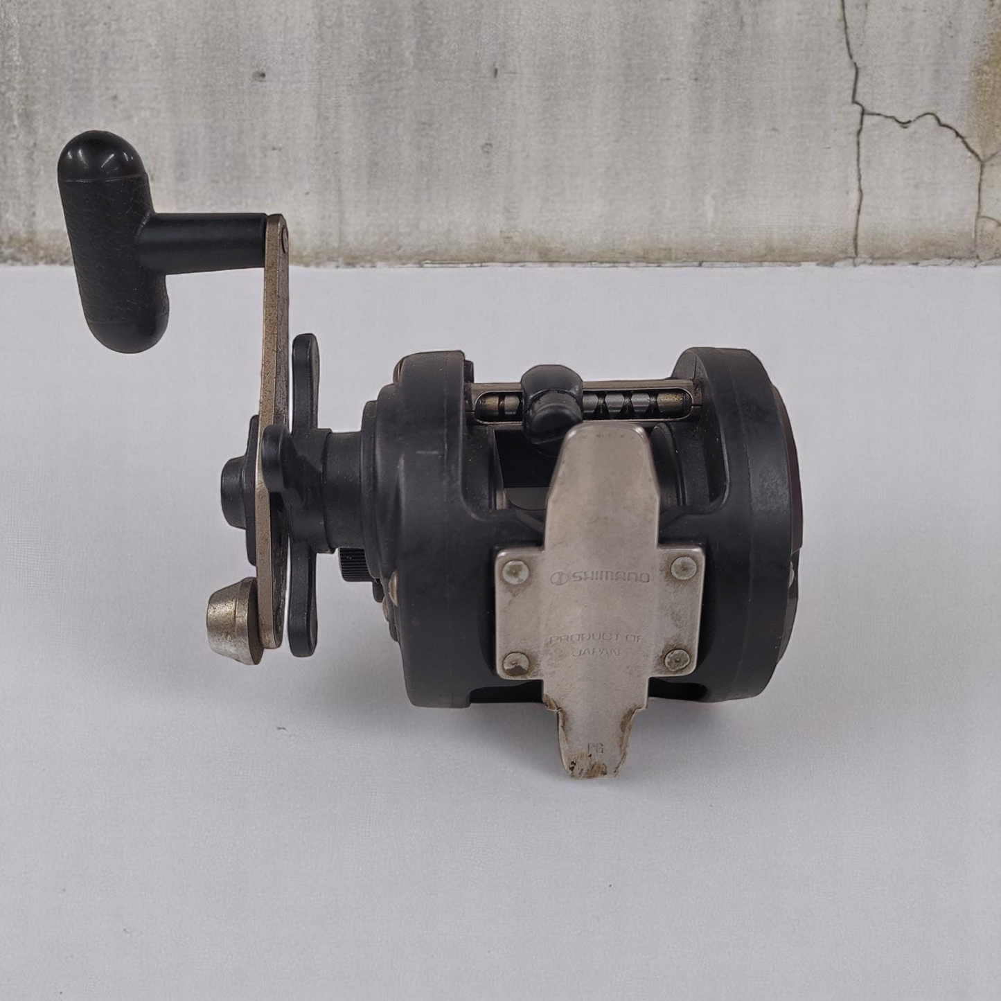 Vintage Shimano Triton 100-G Fishing Reel