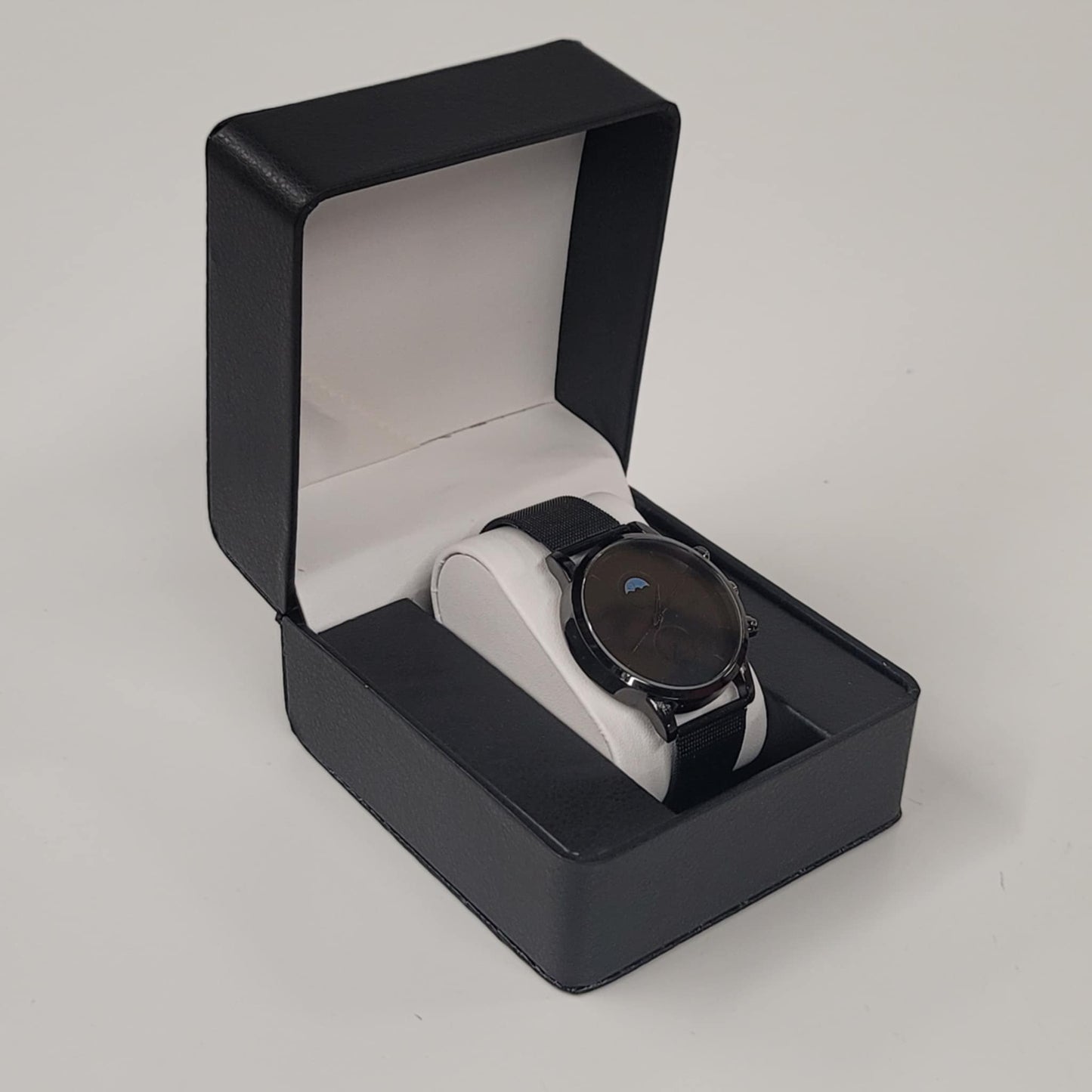 Yolako Batman's Moonphase 42mm Wristwatch – Braided Metal Band