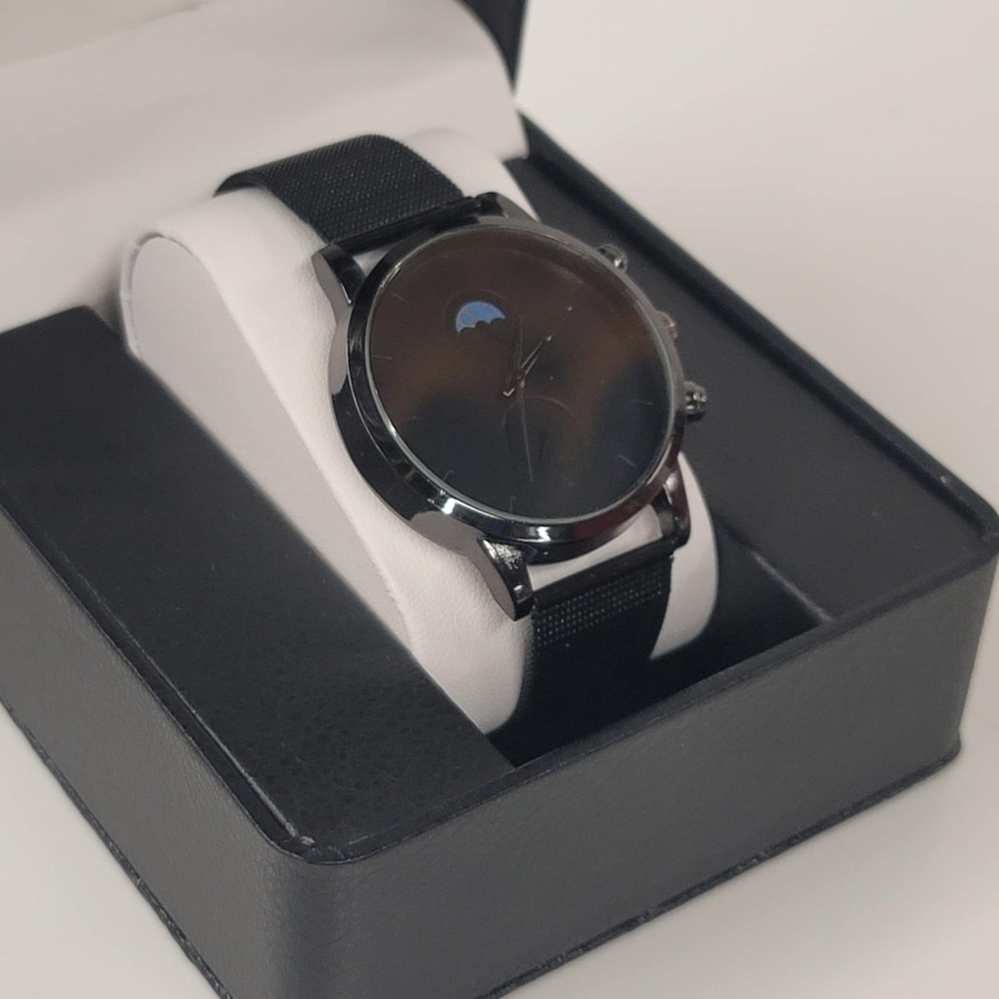 Yolako Batman's Moonphase 42mm Wristwatch – Braided Metal Band