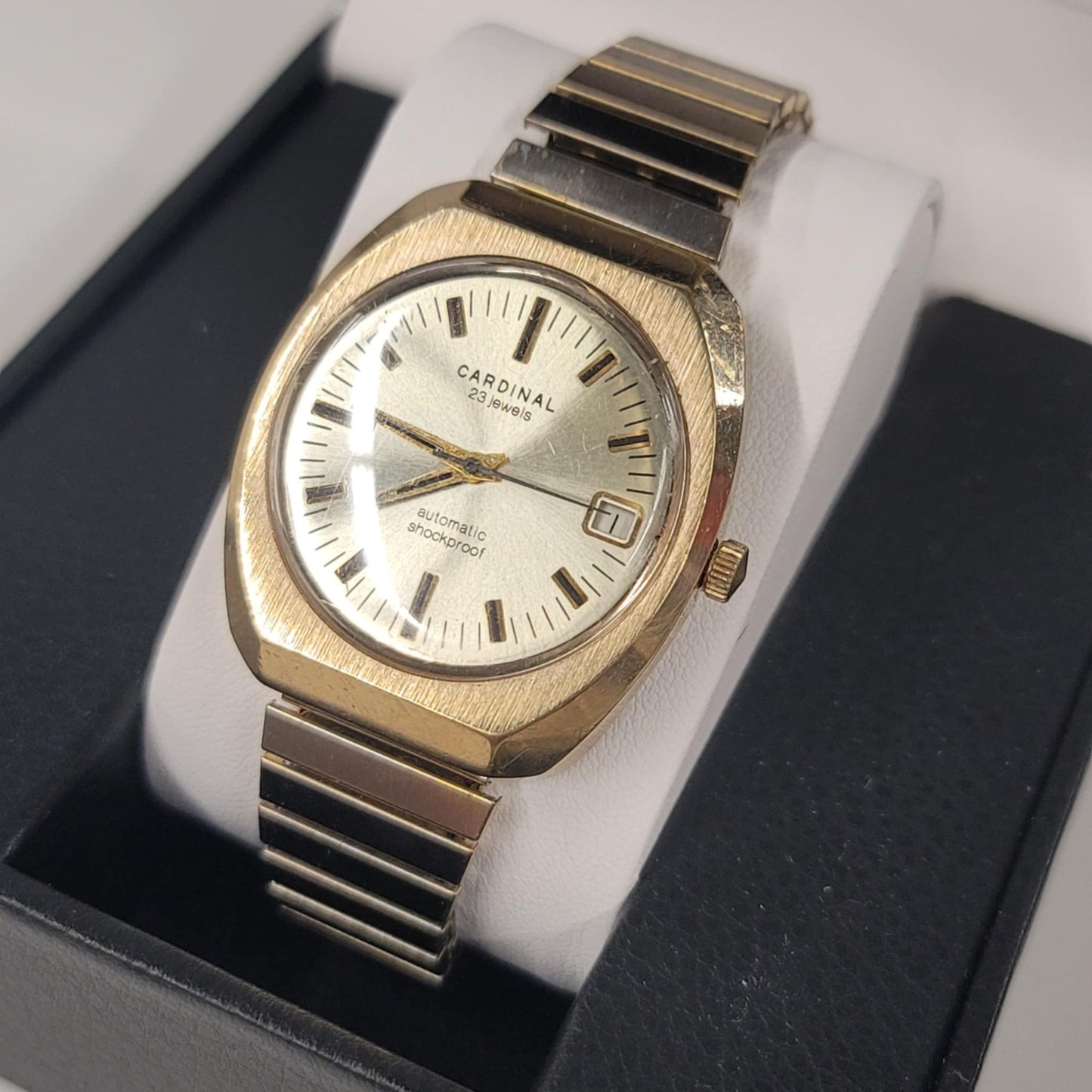 VTG Watch Cardinal 23 Jewels Mechanical Automatic Shockproof