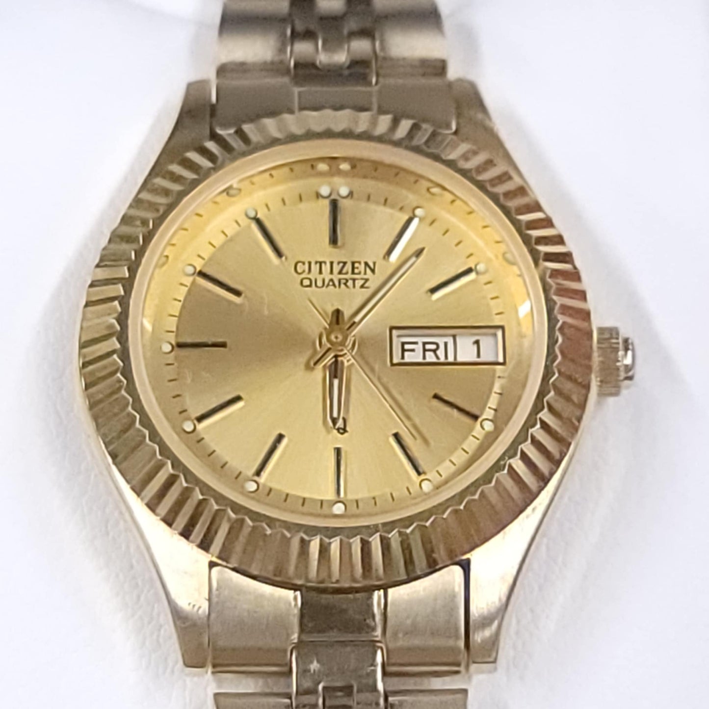 Ladies Citizen Quartz Gold Watch – GN-4W-S Day & Date