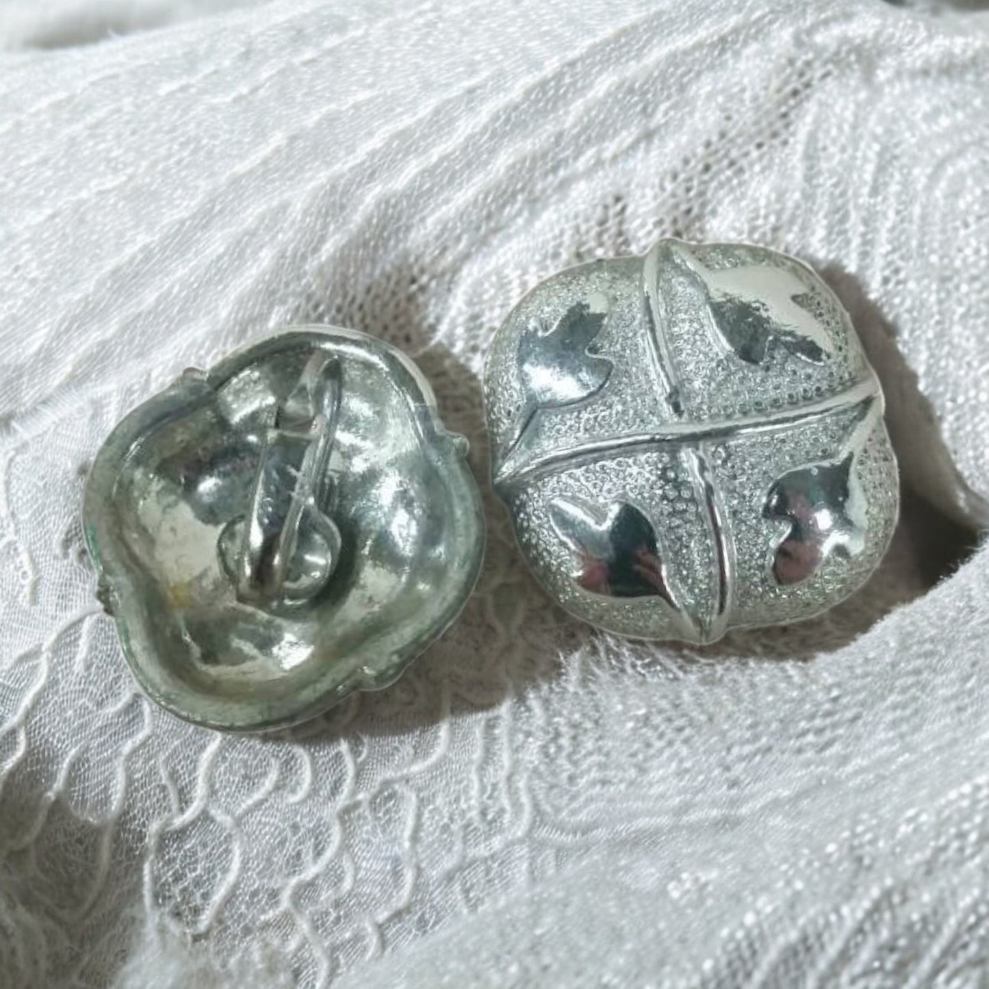 coro square leaf clip on earrings