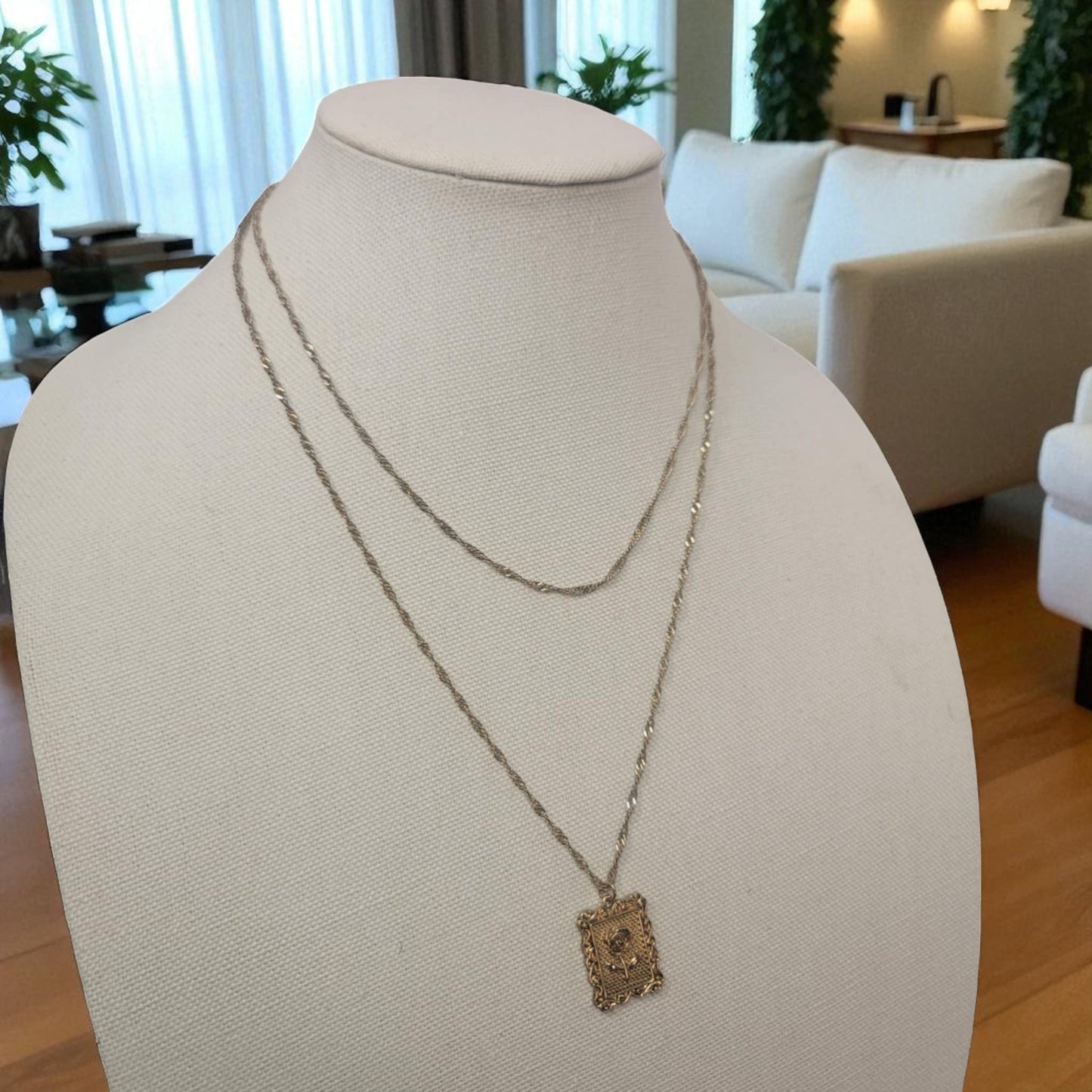 Vintage Signed PLT Gold Necklace with Rose Motif Pendant – 22 Inch