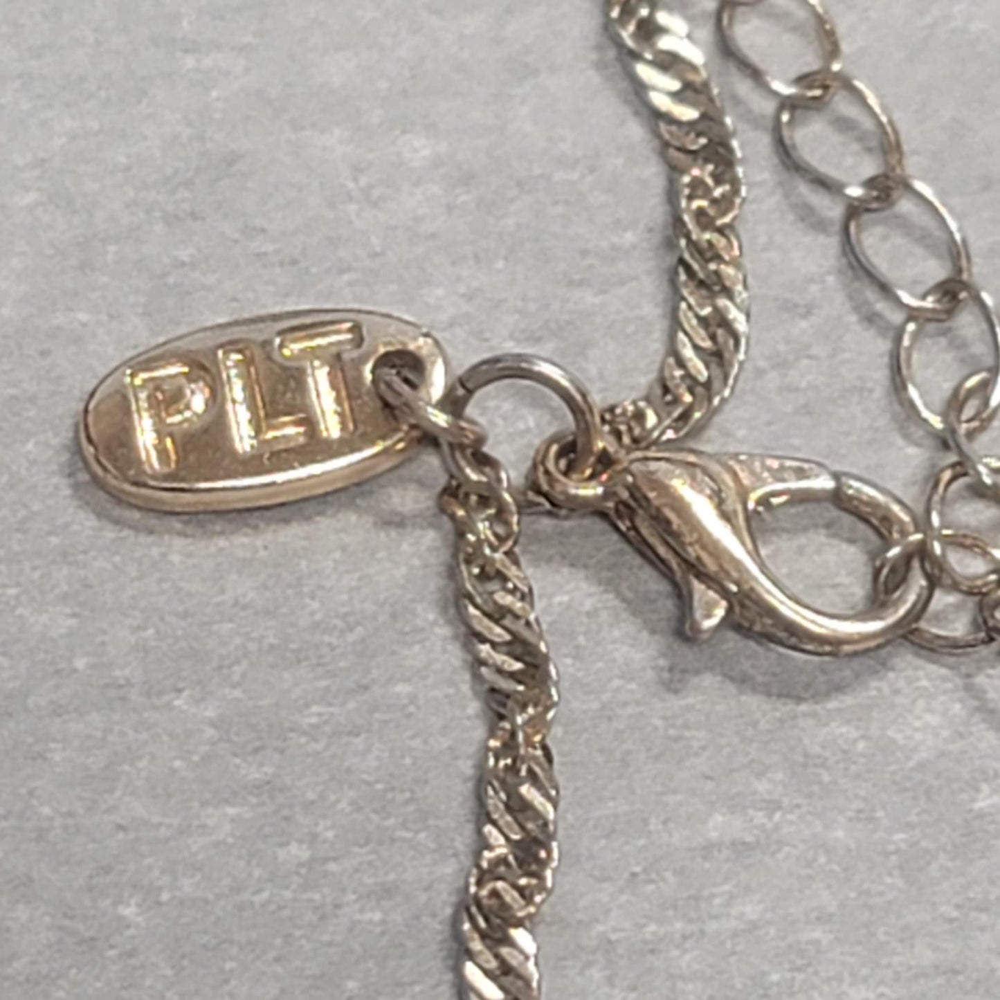 Vintage Signed PLT Gold Necklace with Rose Motif Pendant – 22 Inch