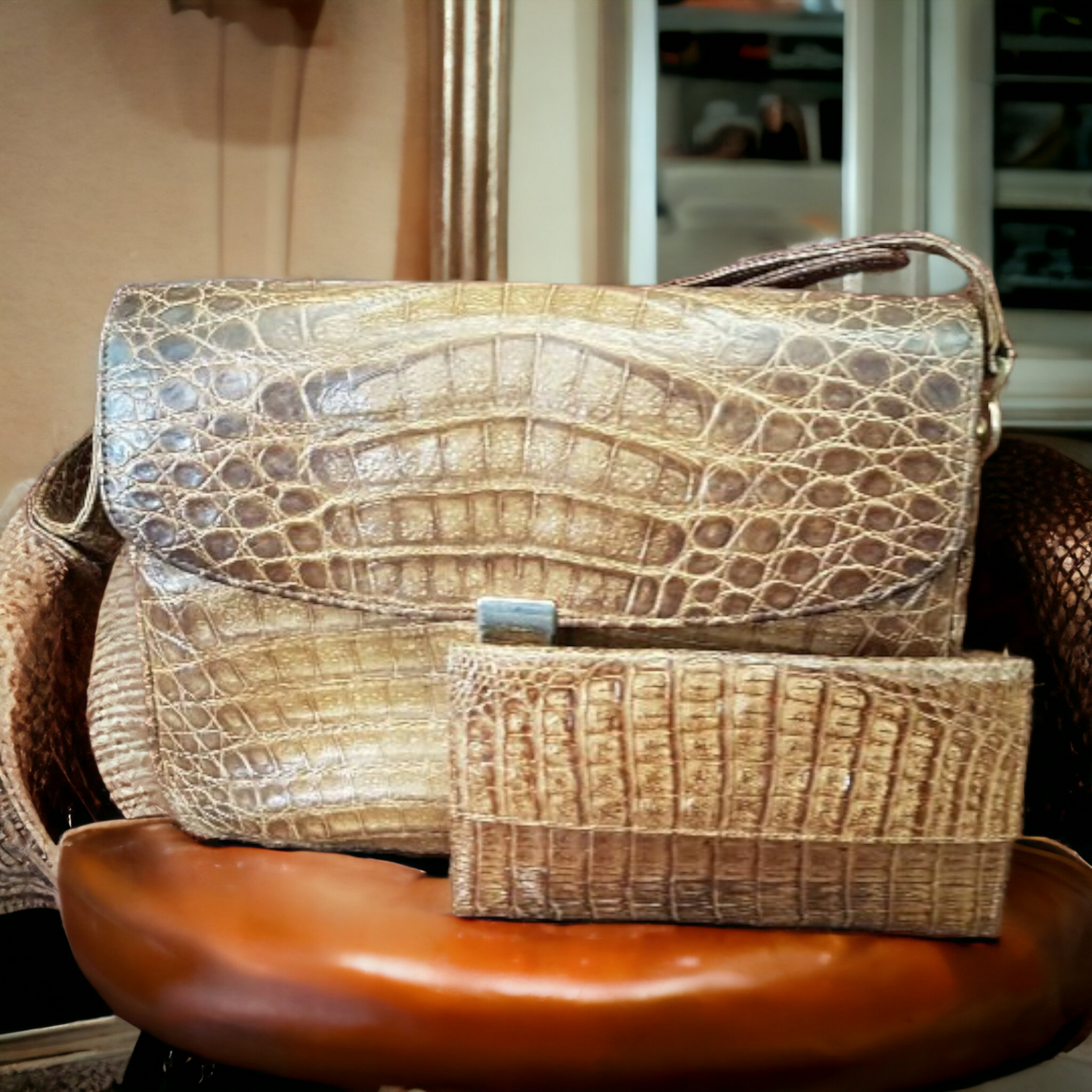 Vintage Designer Leather Purse Bag And Wallet Handbag