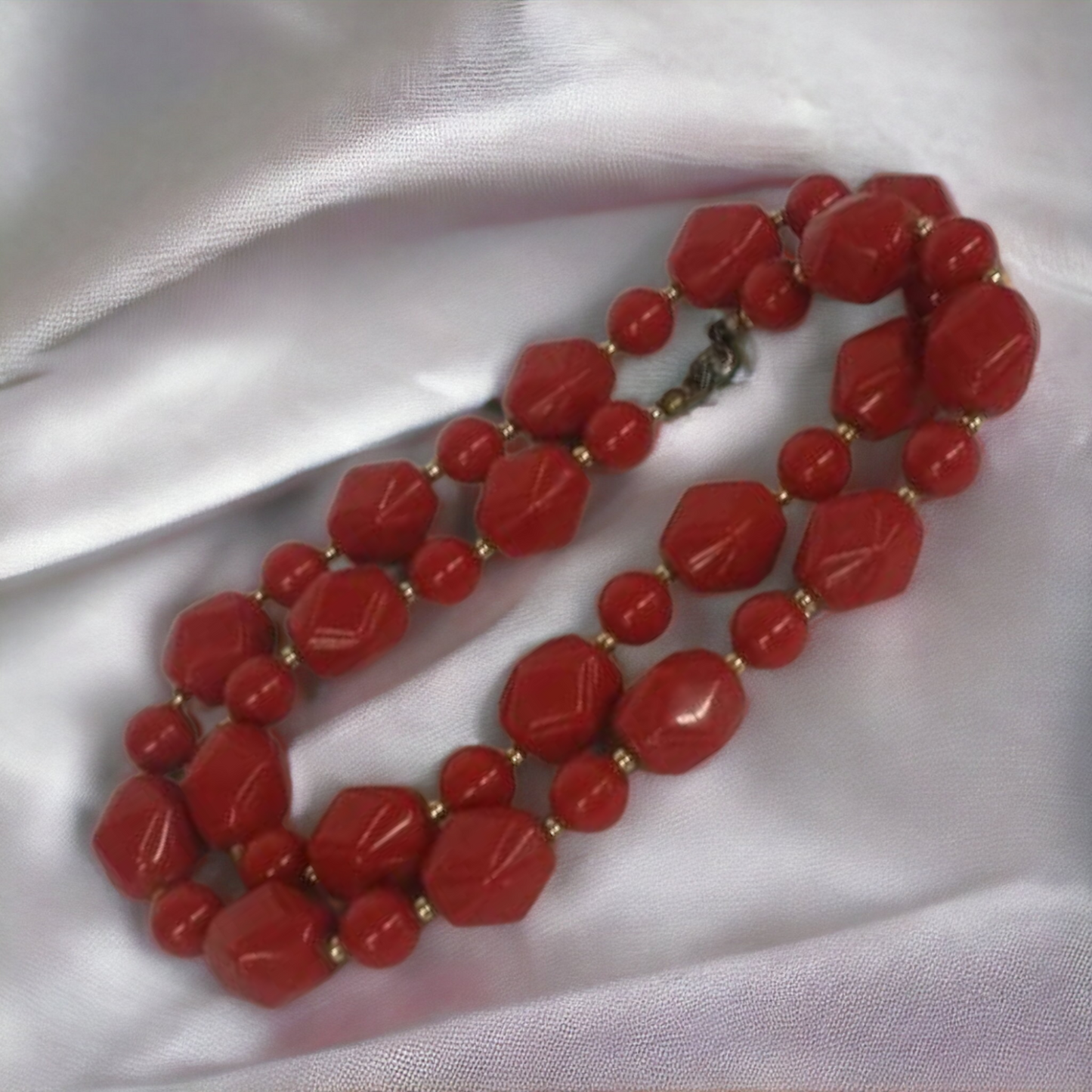 Red Beaded Necklace Vintage Costume jewelry