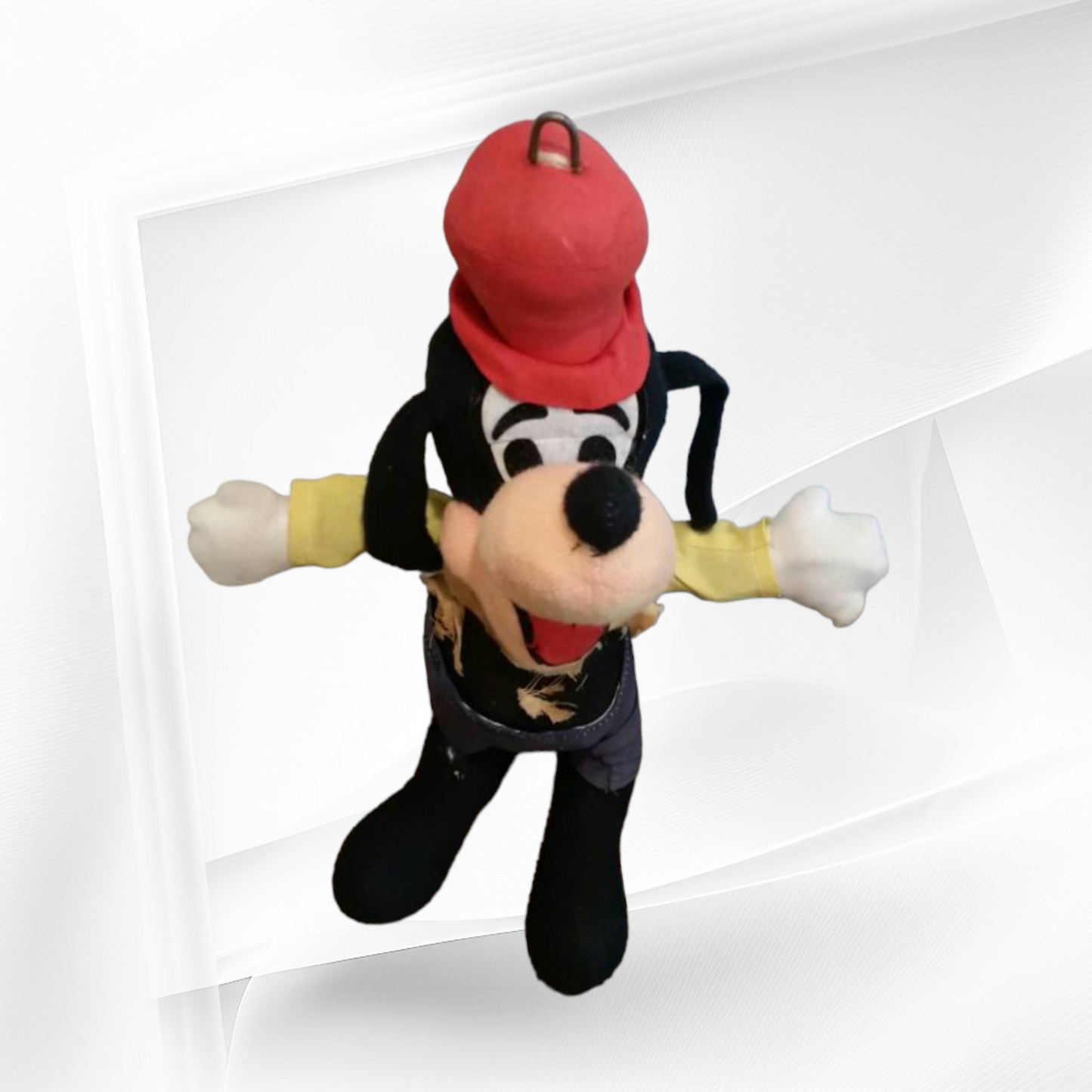 Vintage Walt Disney Goofy Doll collectible