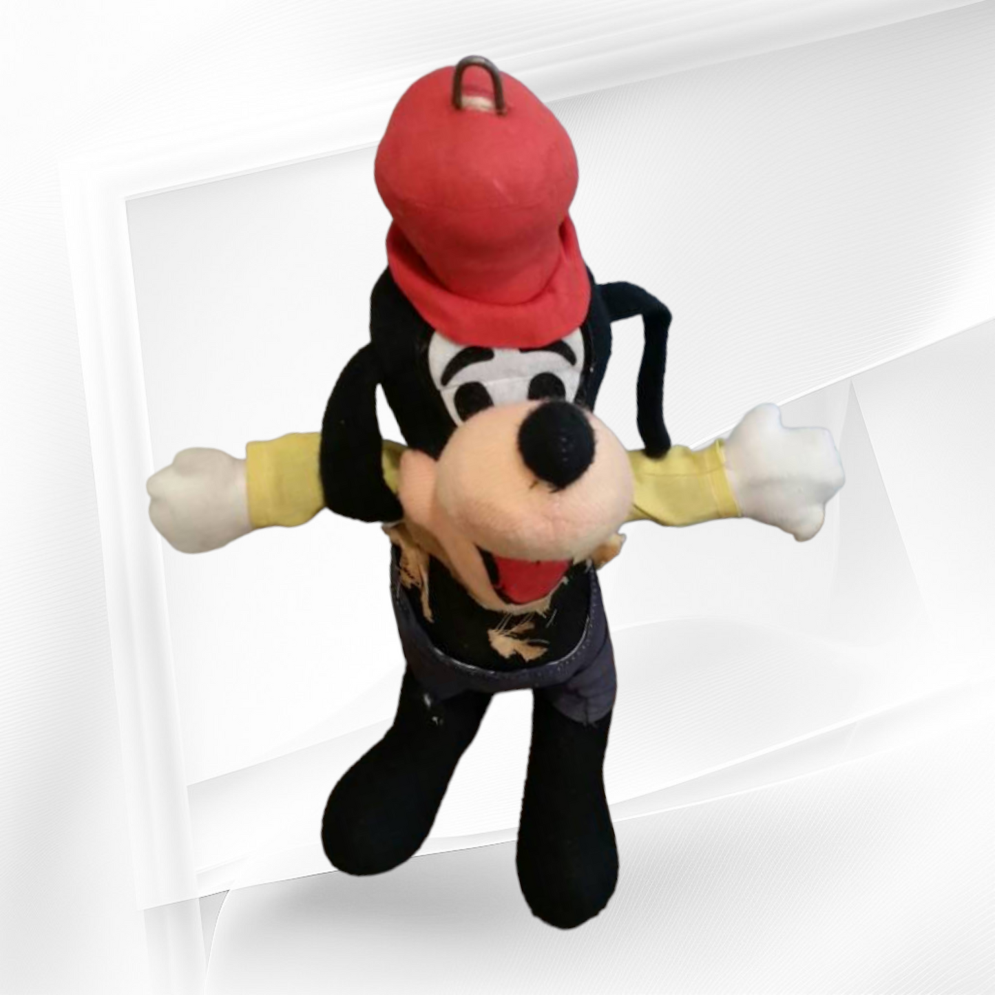 Vintage Walt Disney Goofy Doll collectible