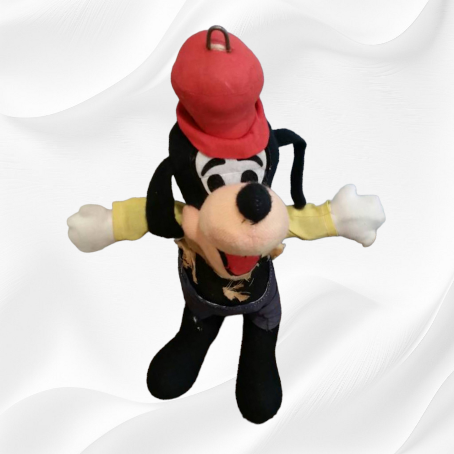 Vintage Walt Disney Goofy Doll collectible