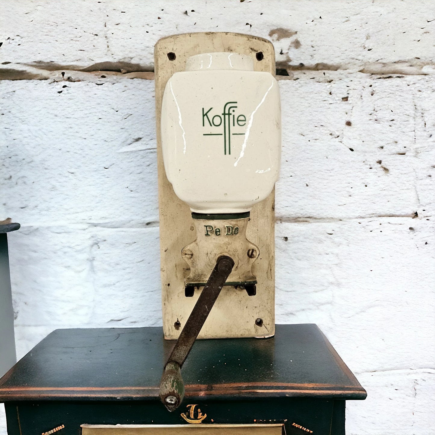 Coffee Grinder Pe De Koffie Wall Mounted Antique 