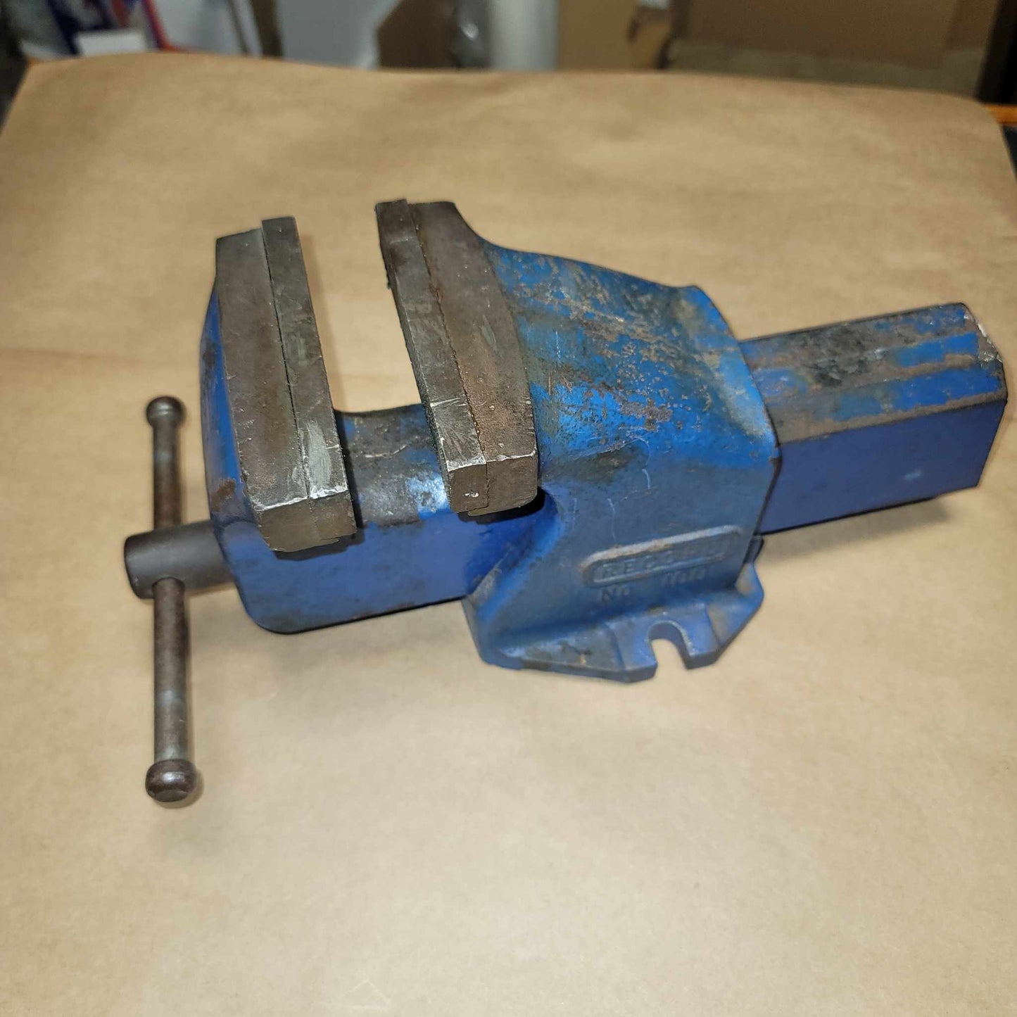 Record Vise Model No. 100