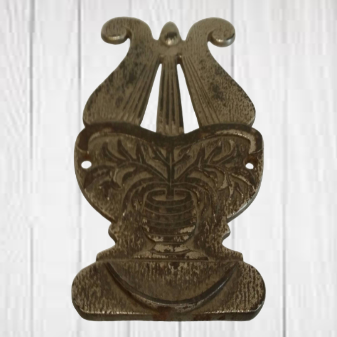 Pair Of Antique Cast Iron Music Harp Plaques - Wainfleet Trading Post