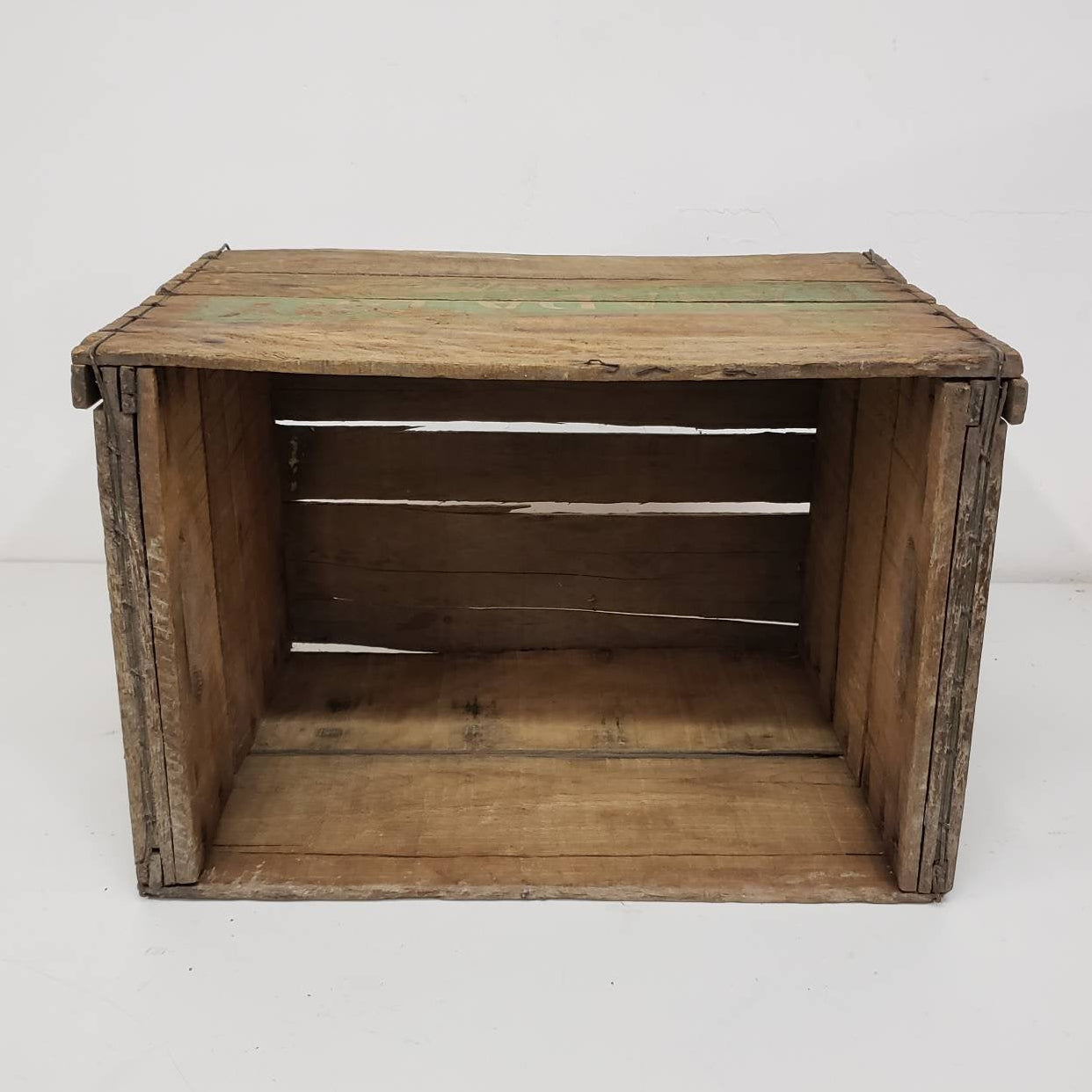 canada dry crate vinage wooden soda delivery box