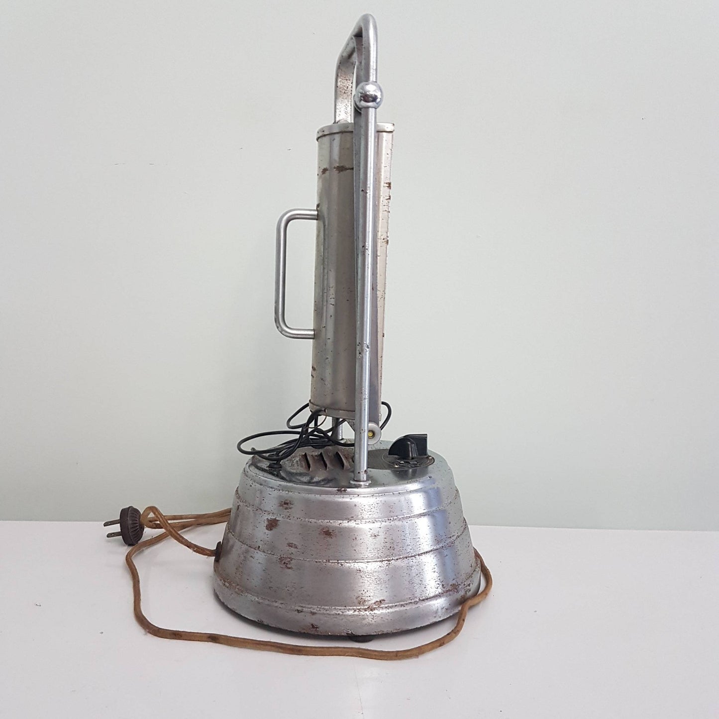 vintage authentic sun-kraft lamp