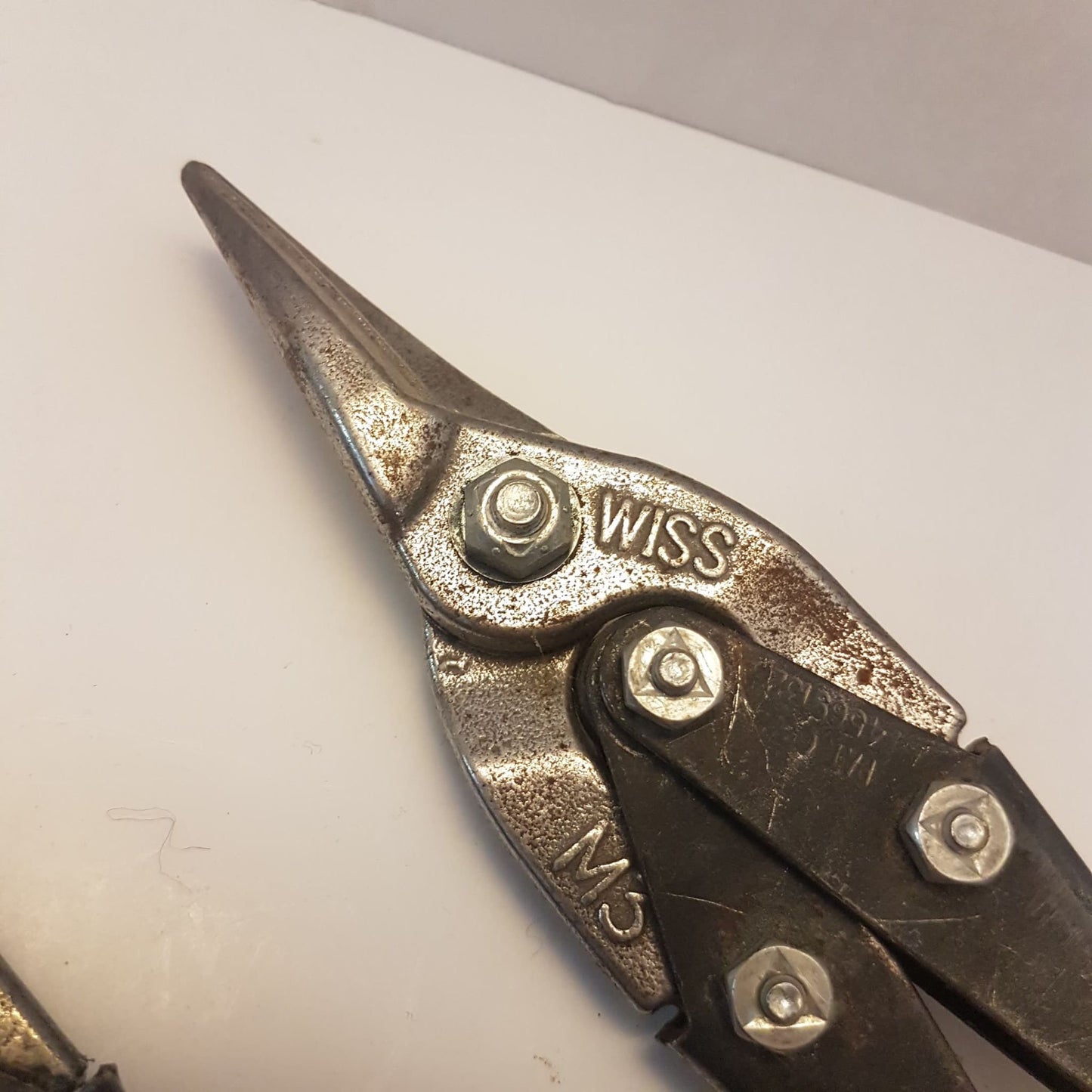 2 pairs of wiss tin snips