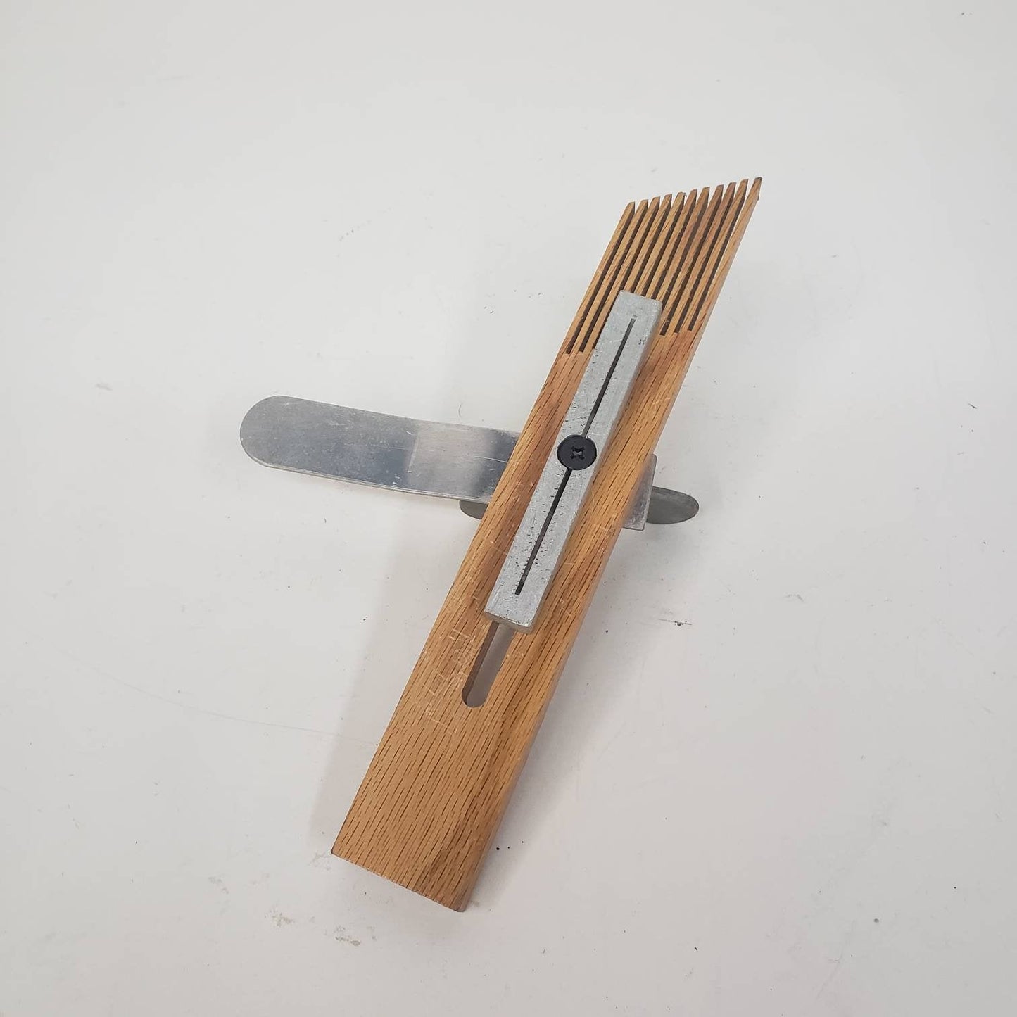 vintage universal feather board for saw