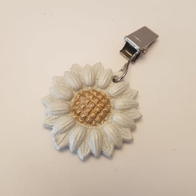 table cloth weights curtain weights daisies