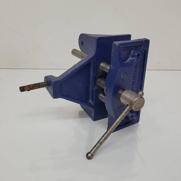 benchtop vise mastercraft workbench tools