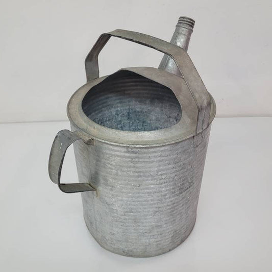 galvanized metal pouring can gsw