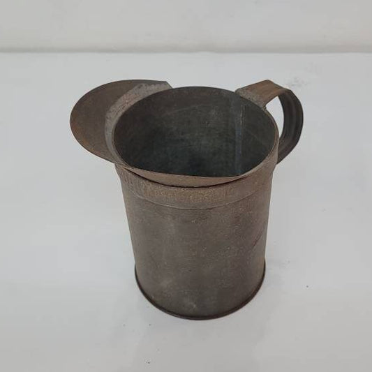 one quart oil can antique
