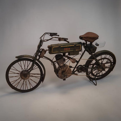 Vintage-style 1923 Indian motorcycle folk art model