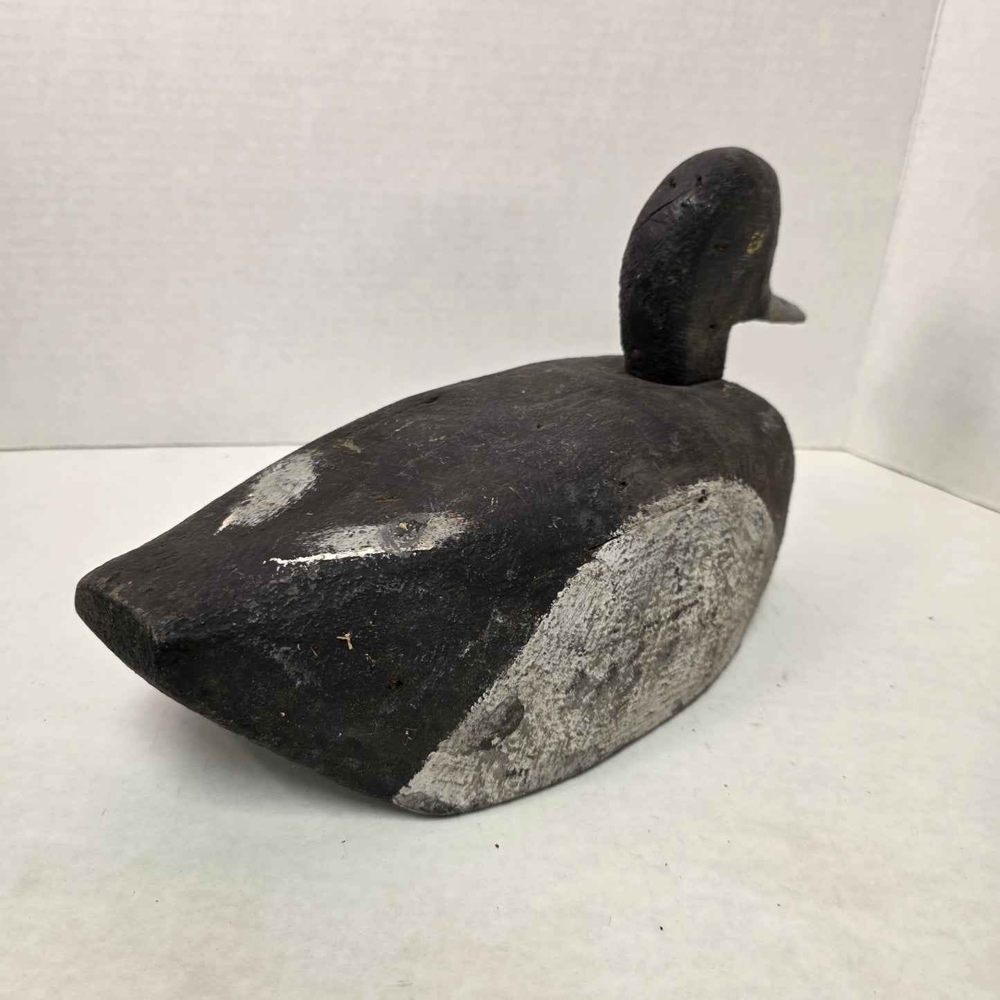 primitive Folk Art hand-carved wooden hunting duck decoy