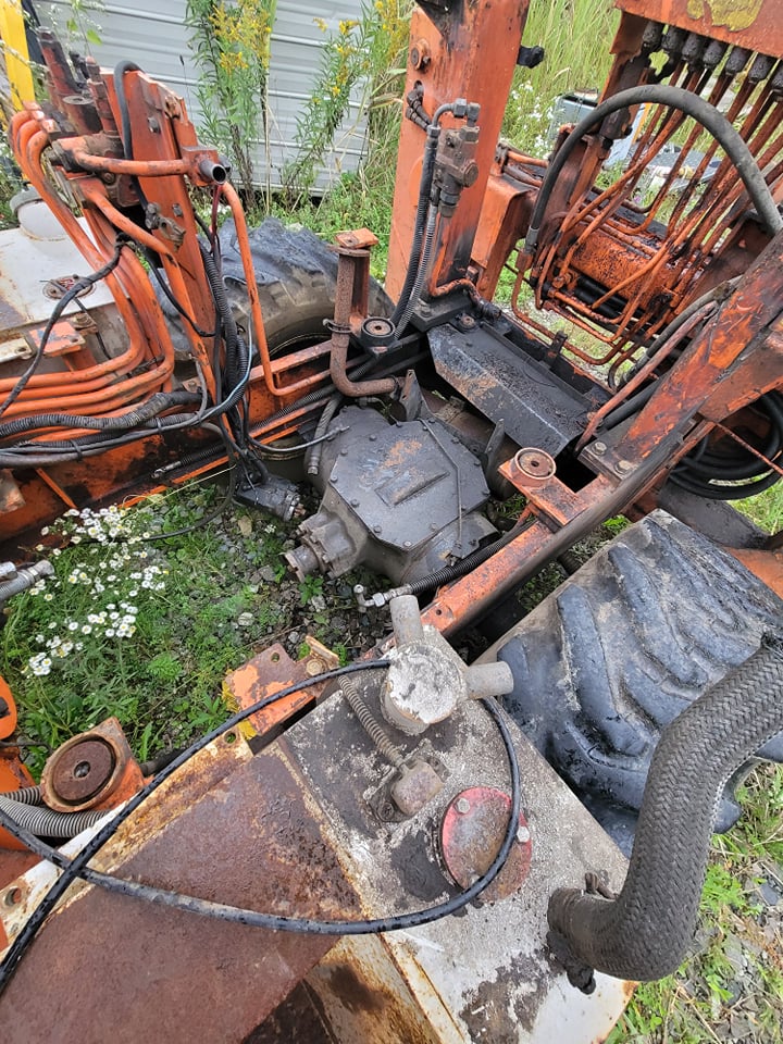 Kubota R400 Part Out Shipping Across USA PM For Details