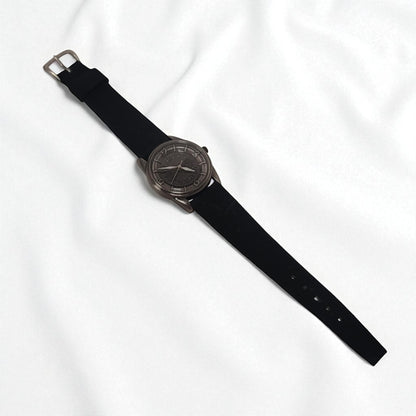 Vintage Perry Ellis Pie-Pan Dial Men’s 33mm Wristwatch  “America” Limited Edition