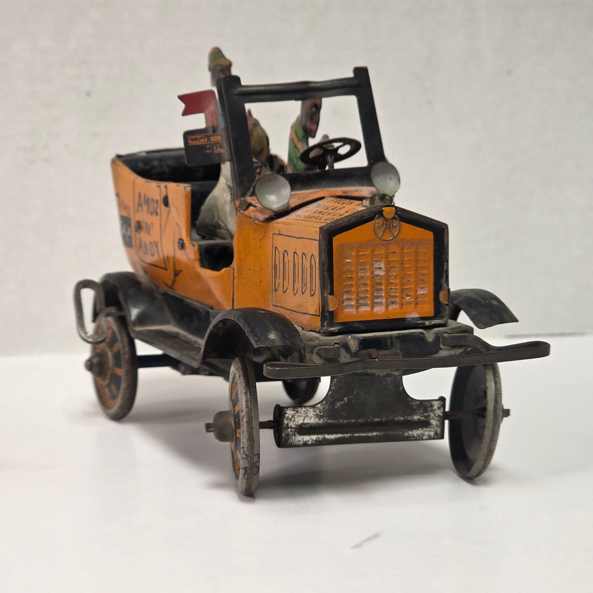 Antique Louis Marx Amos ’n’ Andy Fresh Air Taxi Cab tin lithographed wind-up jalopy toy
