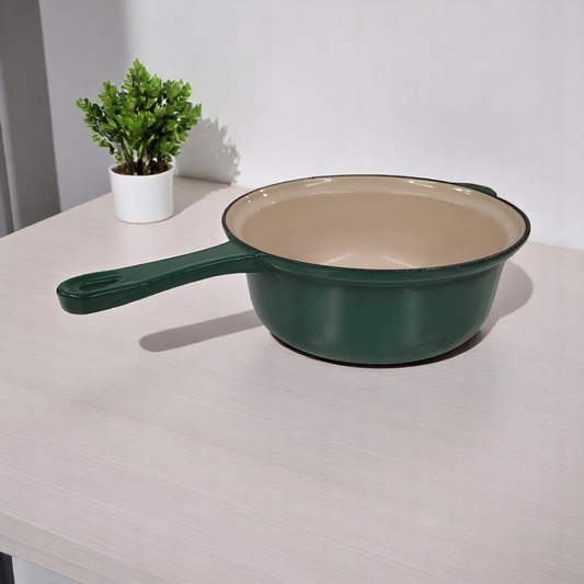 Vintage Green Le Creuset Enameled Cast Iron No. 22 Saucepan/Pot