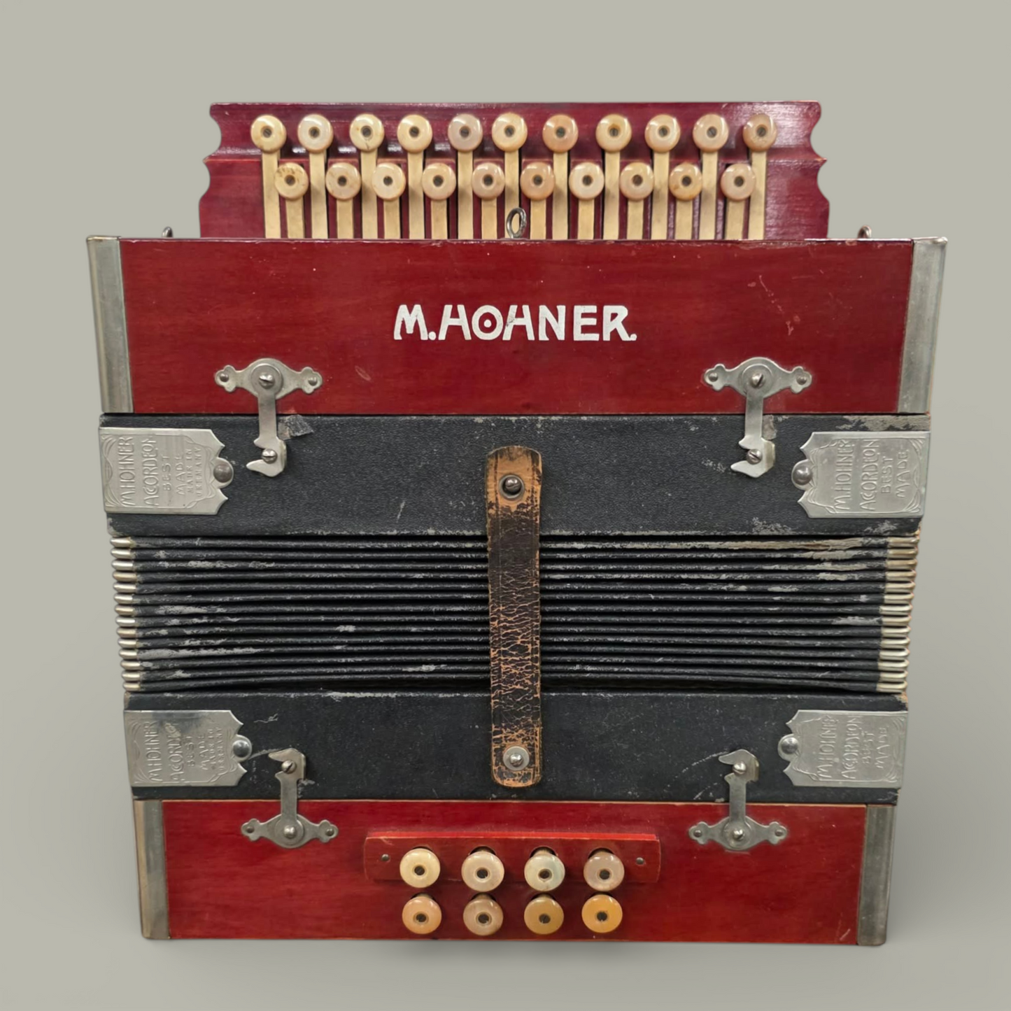 Antique M. Hohner 8-Bass Button Accordion – G-C Chord