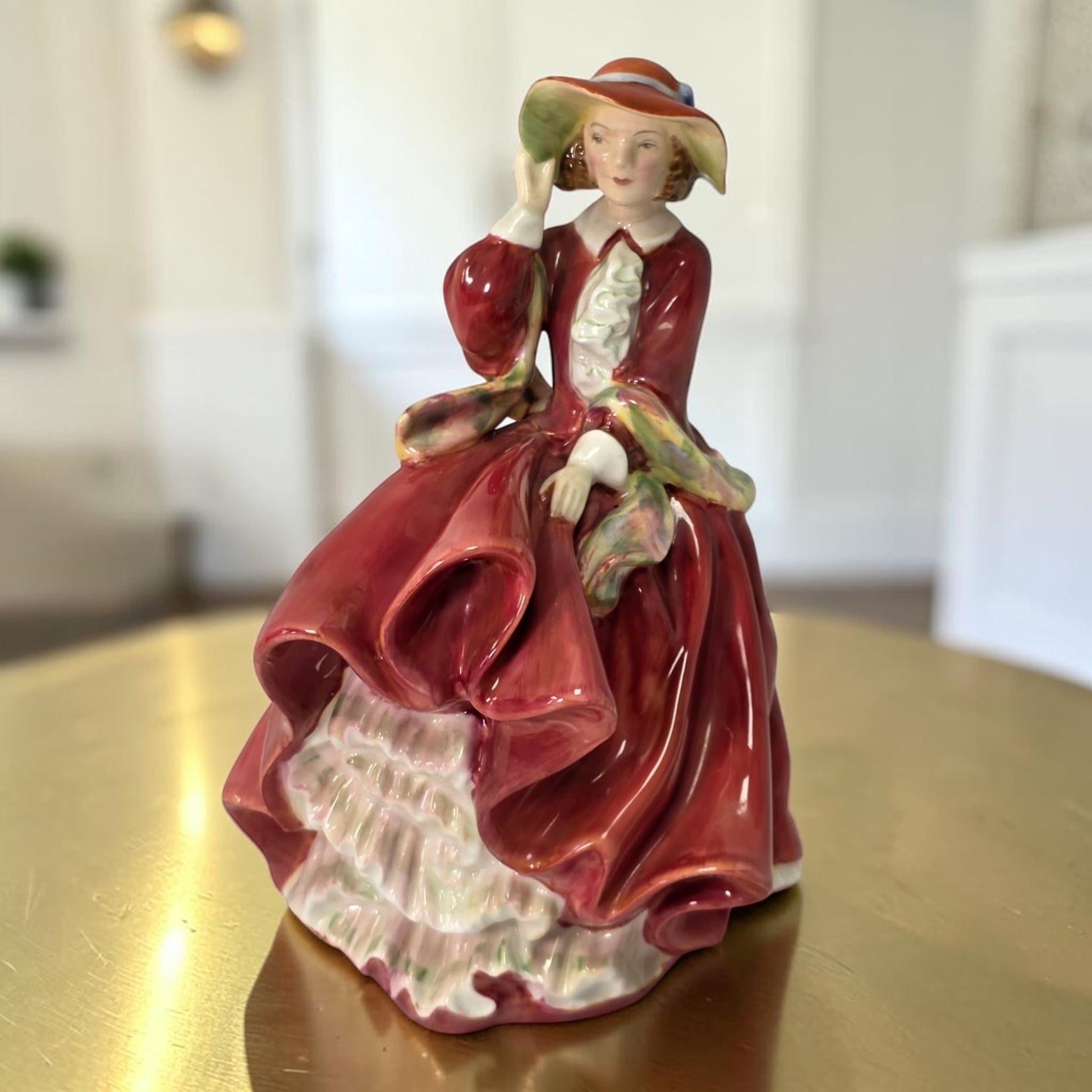 Royal Doulton “Top O’ The Hill” HN1834 Figurine