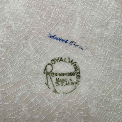 Beautiful Royal Winton Sweet Pea Ascot plate featuring the classic Wedgwood-style border.