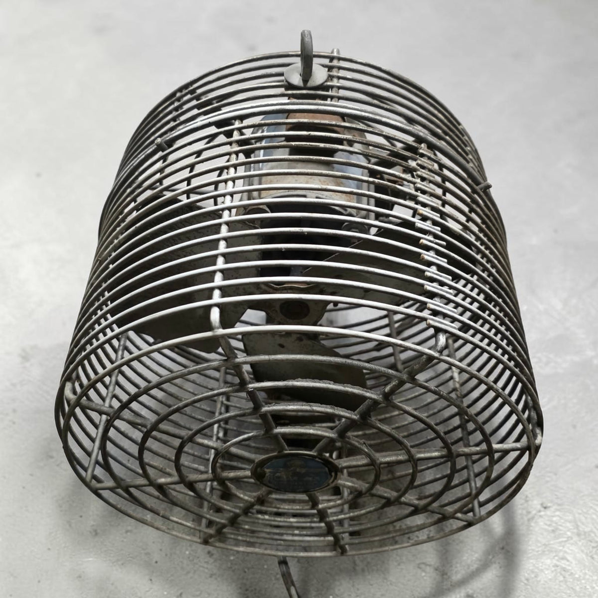 Schaefer 12 inch HAF horizontal air flow agricultural circulation fan

