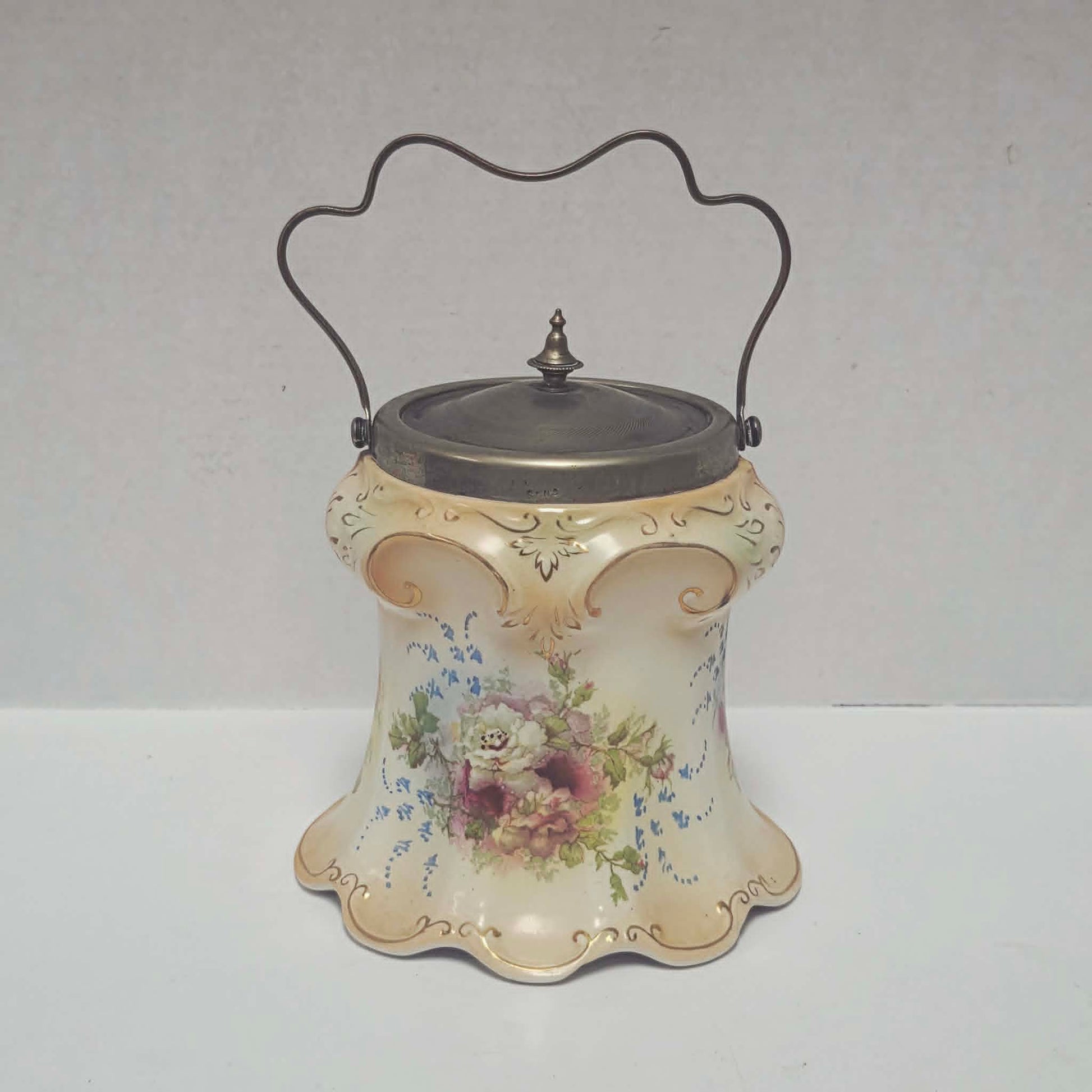 An elegant Victorian Royal Devon biscuit barrel in exceptional condition, ready to grace your kitchen or collection.