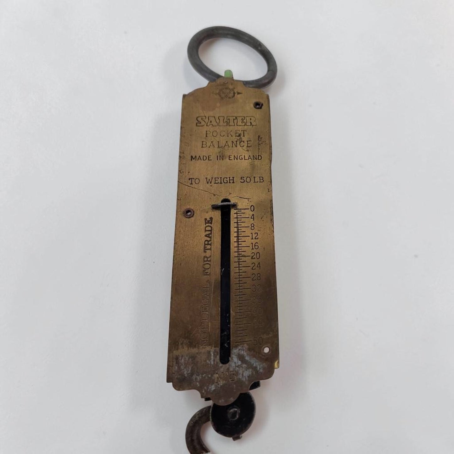 Antique Salter brass pocket balance fishing scale, vintage spring scale used for fishing and hunting weight measurement.