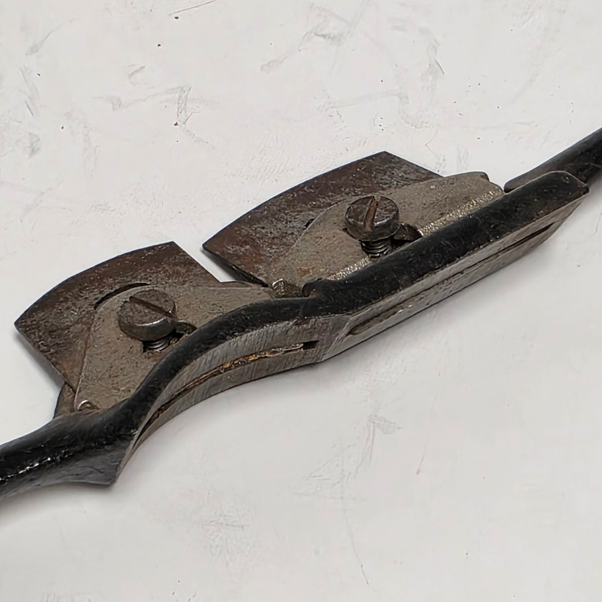 Antique German double spokeshave with dual blades
