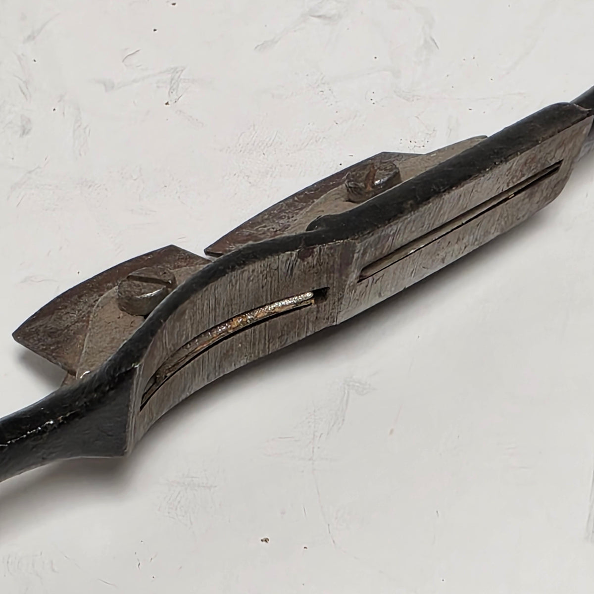 Antique German double spokeshave with dual blades
