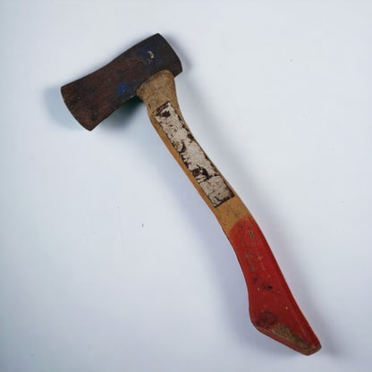 lumberjack axe 