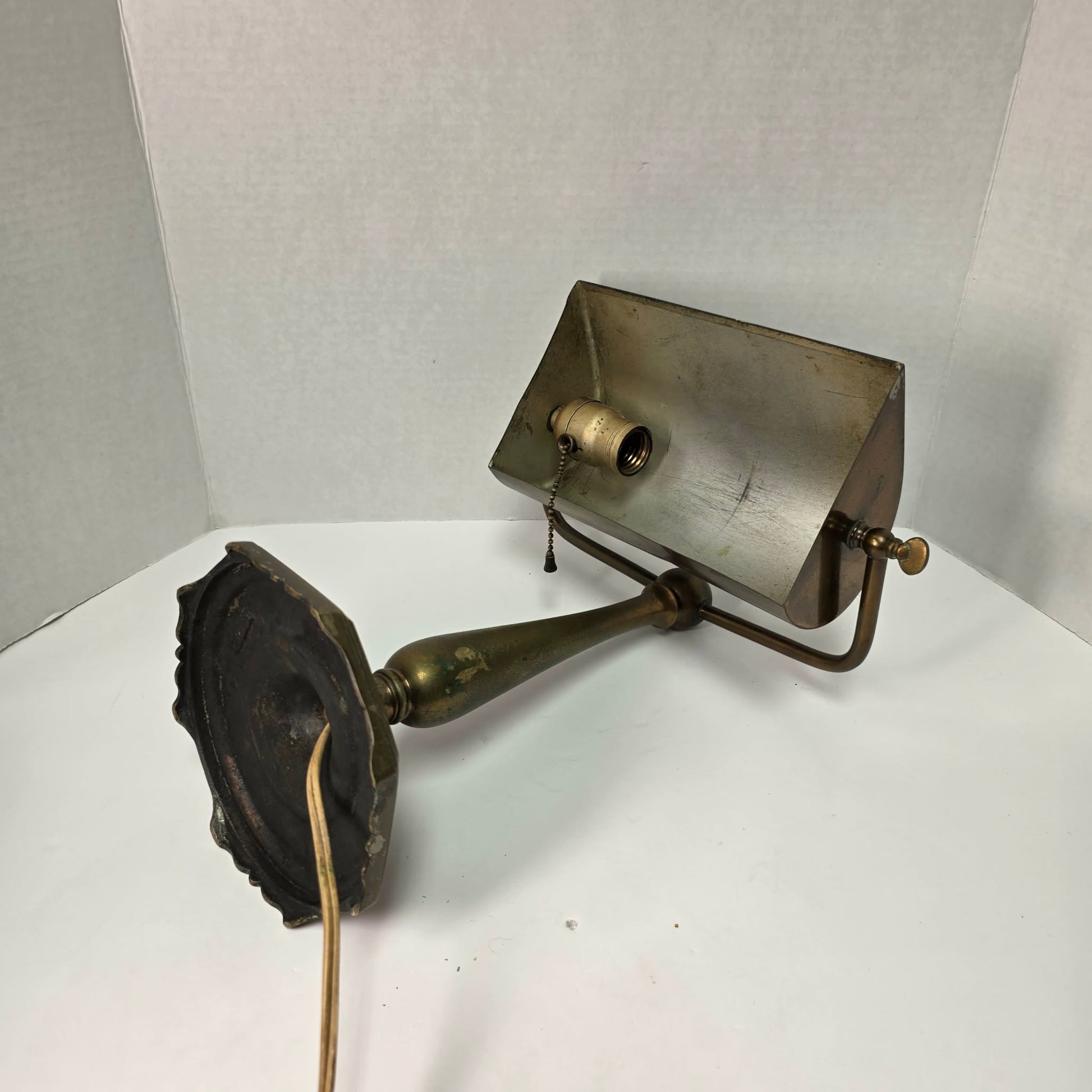 Antique Crown Bronze Banker’s Lamp| Art Deco Arts & Crafts Desk Lamp 