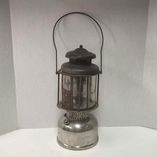 Early 1920s Coleman Model LQ Quick-Lite lantern with mica shade made in Toronto Canada.
