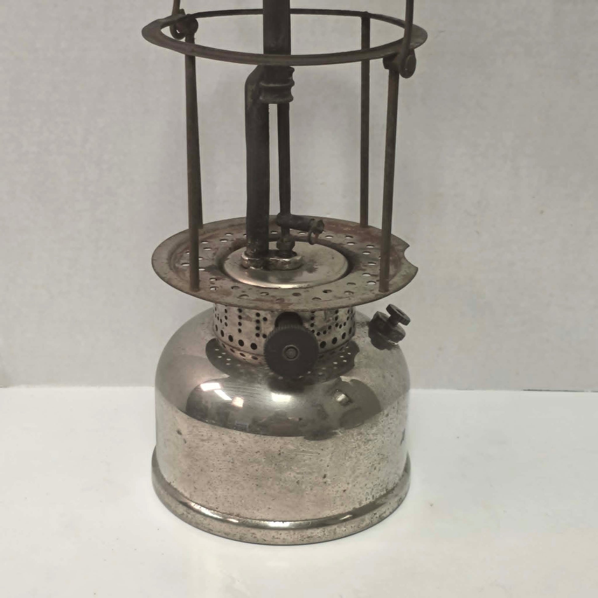 Early 1920s Coleman Model LQ Quick-Lite lantern with mica shade made in Toronto Canada.

