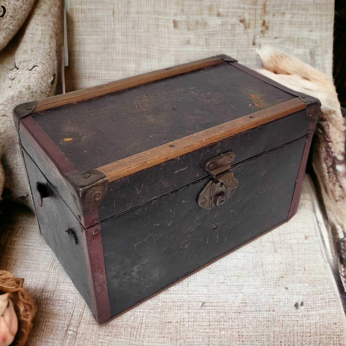 dolls steamer trunk antique travel clothing storage