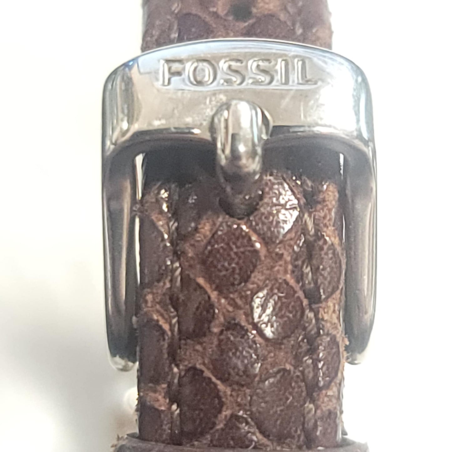 Fossil Women’s Watch ES3184 – Quartz Movement, Silver Dial, Date Display 34 MM